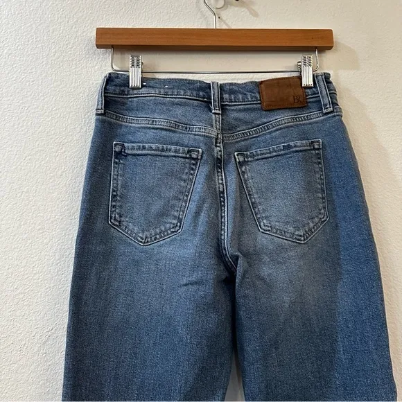 Banana Republic Women's The Straight Leg Denim Jeans Size 26 Medium Wash‎ - Image 7