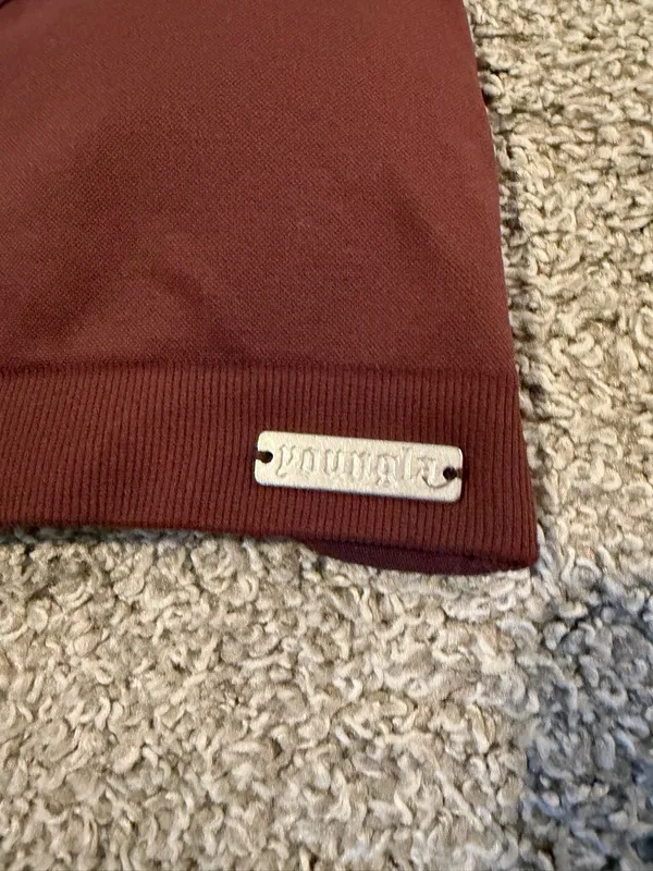 YoungLA Womens Sculpt Seamless Twist Bra Burgundy Medium EUC - Image 2