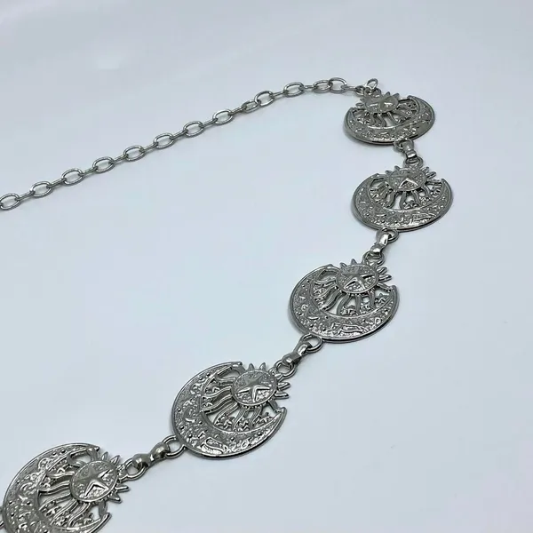 Vintage Y2K Celestial Silver Sun and Moon Chain Belt, 19.5–39 Inches, X7GA1149 - Image 8