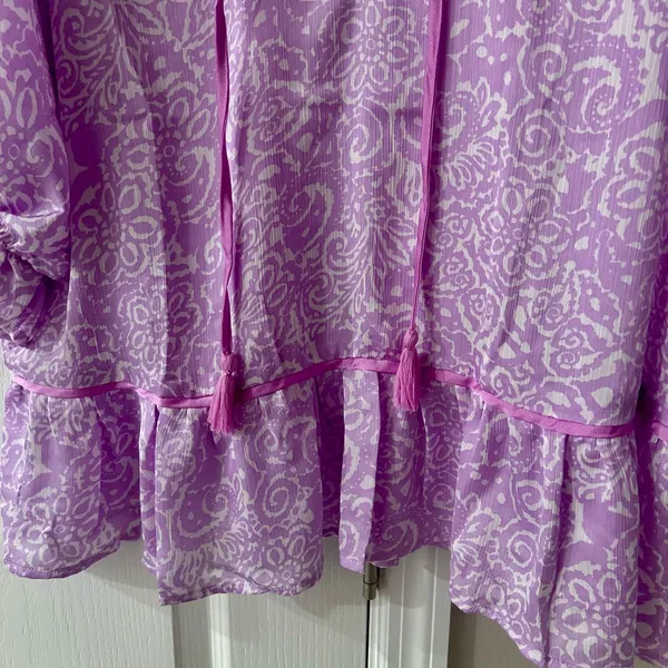 NWT Umgee Lavender Paisley Blouse Size Small - Image 4