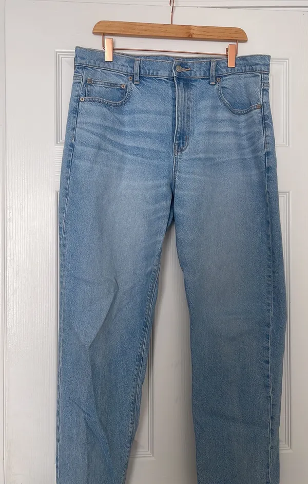 super hi rise ankle straight jean - Image 2