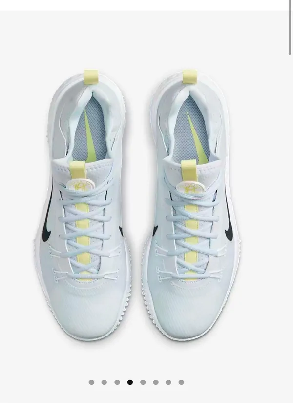 Nike Shoes - Image 4