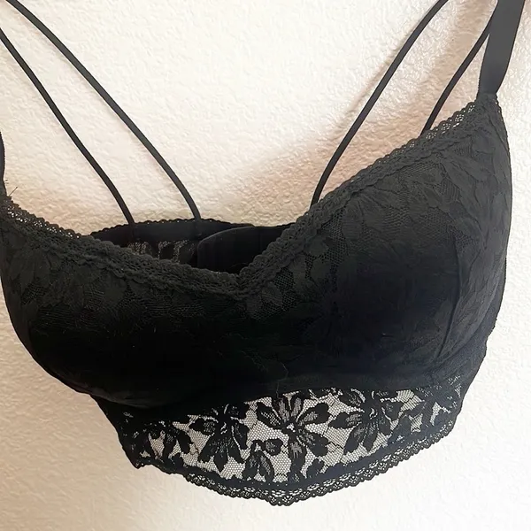 Pink Victoria's Secret Black Push Up Lace Hook Closure Bralette New - Image 3