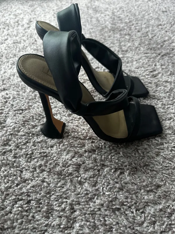 EGO Square Toe Strappy Heels - Image 3
