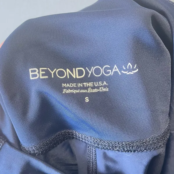 Beyond Yoga Women's Navy‎ Colico Leggings High Waisted Black Design Size Small - Image 4
