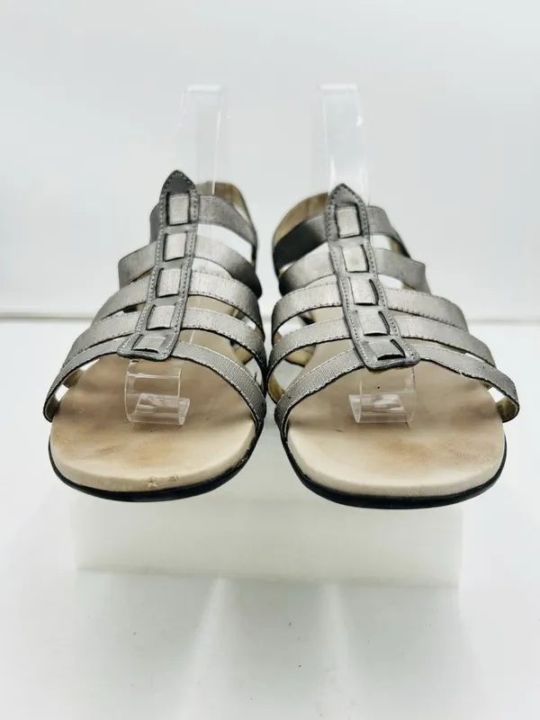 Munro American Darian Silver Elastic Strappy Slingback Sandals Shimmer Sz 9M - Image 4