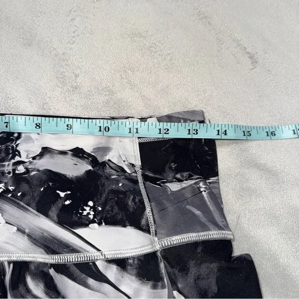 Lululemon Hit Your Stride Skirt - Image 11