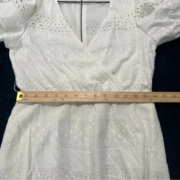 Alice + Olivia Eyelet Lace Romper Wrap‎ Puff Sleeve White Exposed Zipper Size 6 - Image 13