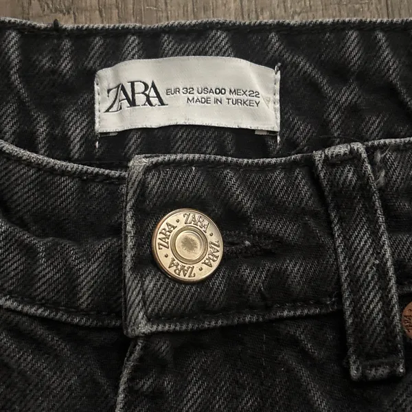 Black High Rise Zara Jeans - Image 4