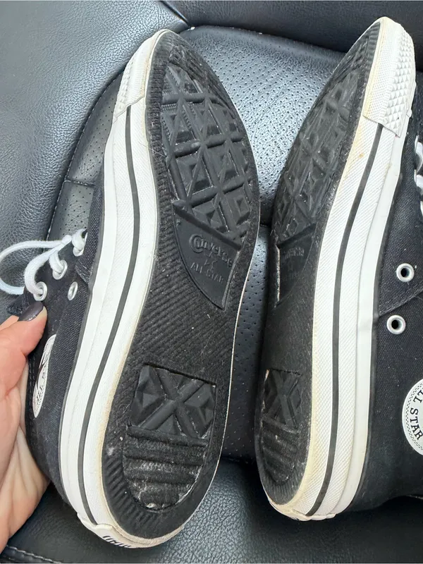 Converse Chuck Taylor All Star High Top Black White Women’s size 8 shoes - Image 7
