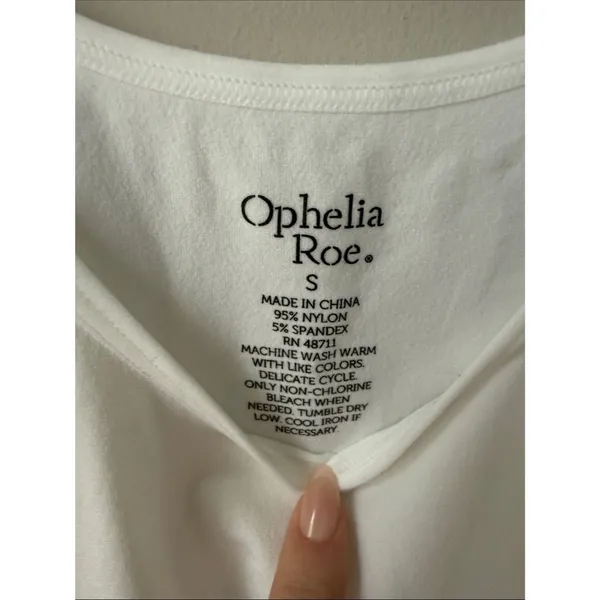 Ophelia Roe White Scoop Neck Seamless Tank Top Stretch Layering Basic NWT - Image 2