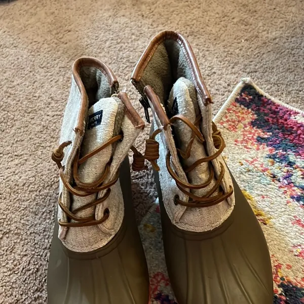 ‎Sperry size 8 rubber boot - Image 4