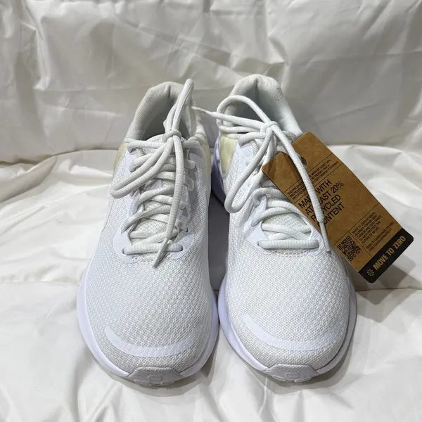 NEW Nike‎ Revolution Running Shoes SIZE 6 B11 - Image 3