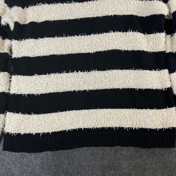 American Eagle Vintage Boyfriend Sweater Black Cream Striped Eyelash Knit Large - Image 11
