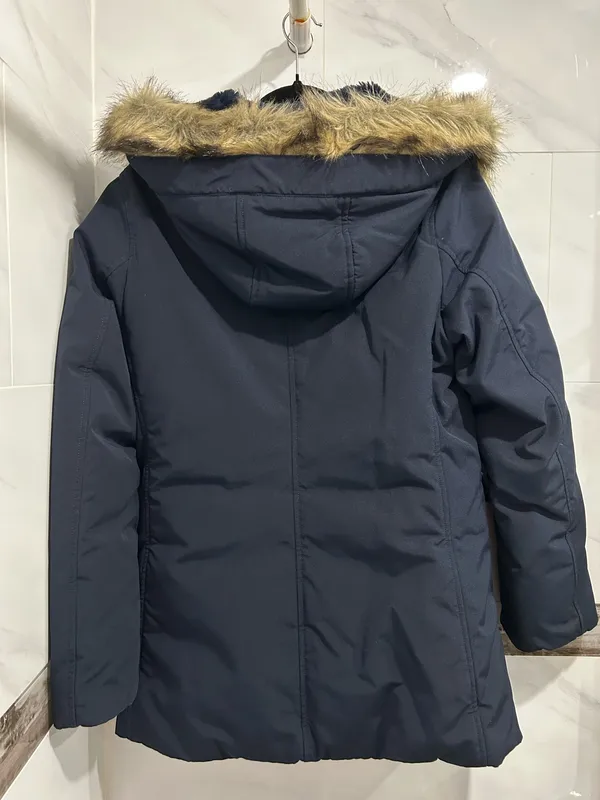 Uniqlo Down Jacket - Image 2