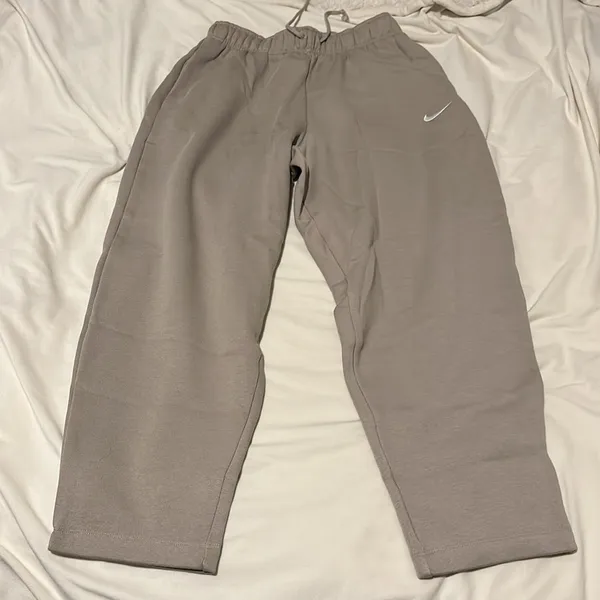 Nike Sweatpants - Image 4