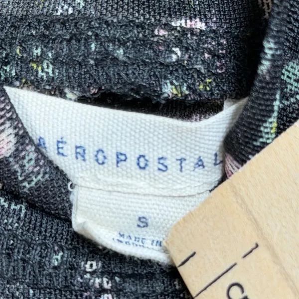 Aeropostale‎ Womens Small Floral Sheer Mesh Mock Neck Crop Top Whimsigoth - Image 3