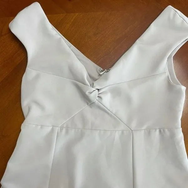 Show Me Your MuMu Zurich Knot Gown NWOT - Image 3