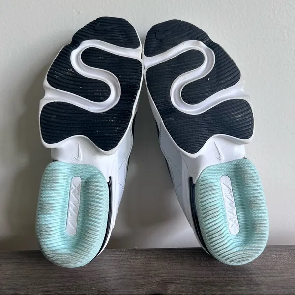 NIKE Women's Air Max Infinity 2 Shoe Size 7 #804 - Image 9