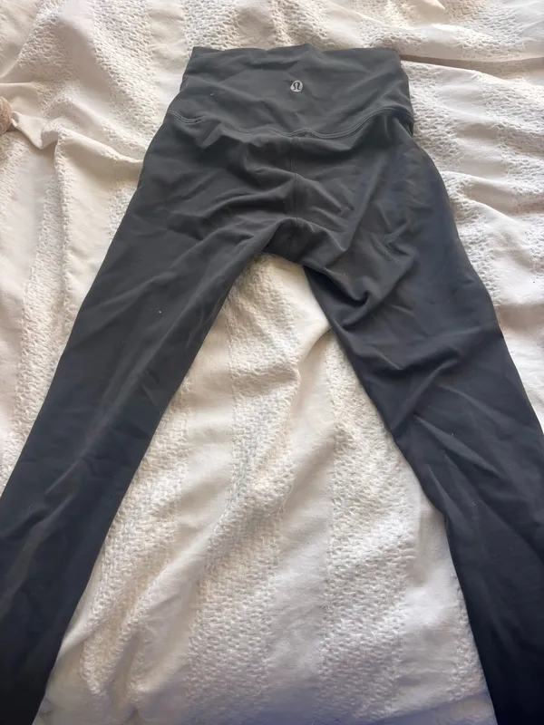 Lululemon Grey align leggings - Image 3