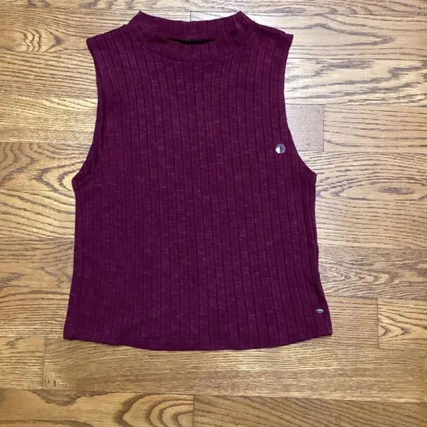 American Eagle chic ribbed high neck sleeveless sweater Burgundy size Large - Image 8