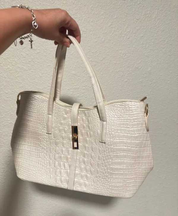 Elegant Cream Crocodile-Embossed Handbag - Image 2