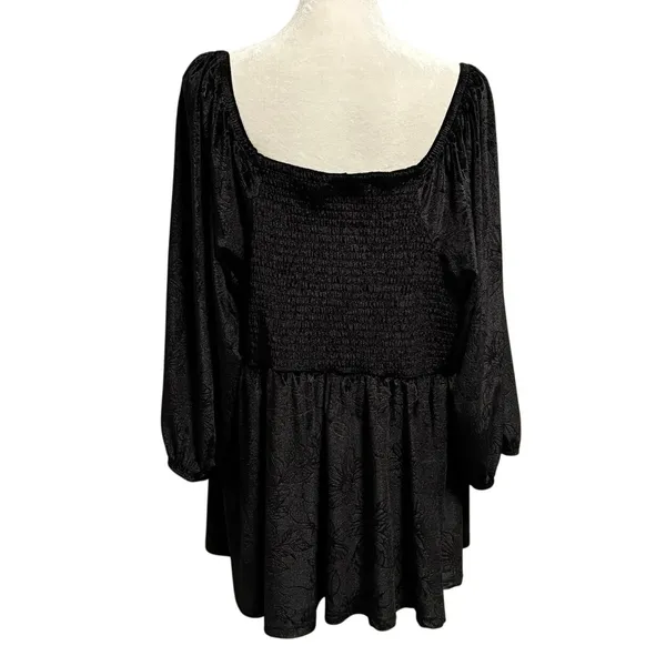 Torrid Size 2X Black Velvet Peplum Babydoll Top Smocked Floral Goth Whimsygoth - Image 4