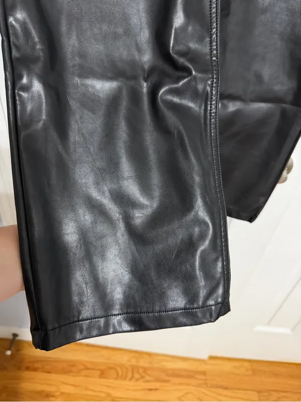 Abercrombie & fitch the 90’s straight ultra high-rise vegan leather size 32 14 - Image 6