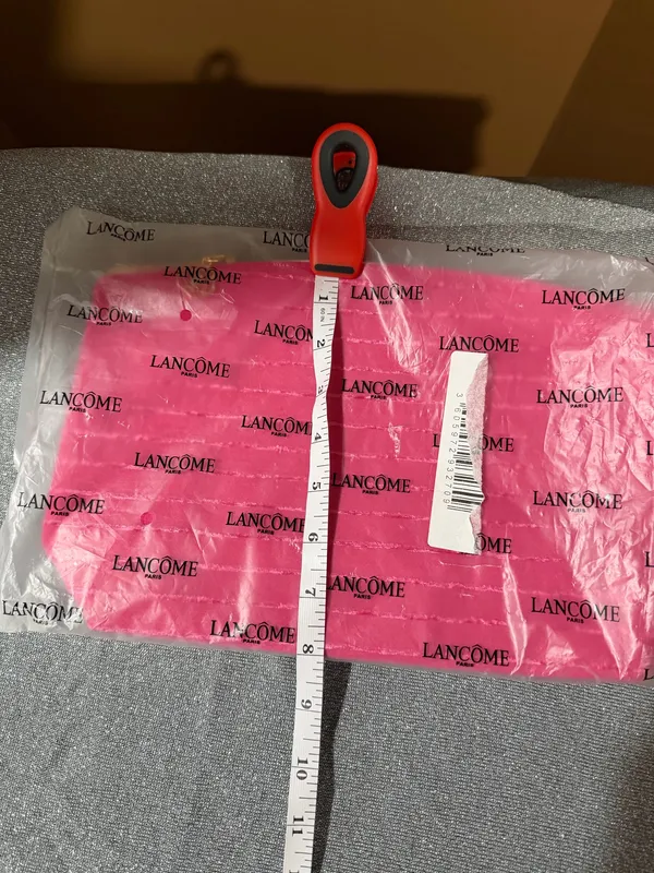 Lancôme hot pink ribbed makeup pouch NWT - Image 5