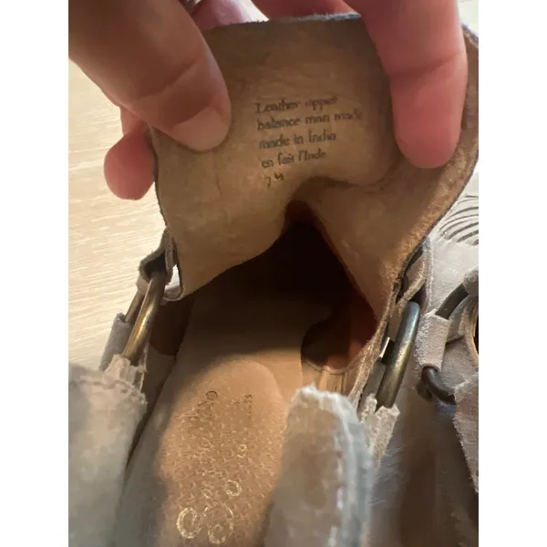 Women’s Seychelles Taupe Harness Bootie Suede boots 7.5 Anthropologie - Image 5
