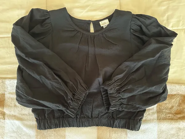 Black Cropped Long Sleeve Blouse Size M - Image 5
