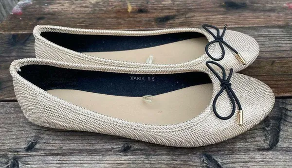Parisian Plus Black Trim Ballet Flats Size 9.5 - Image 8