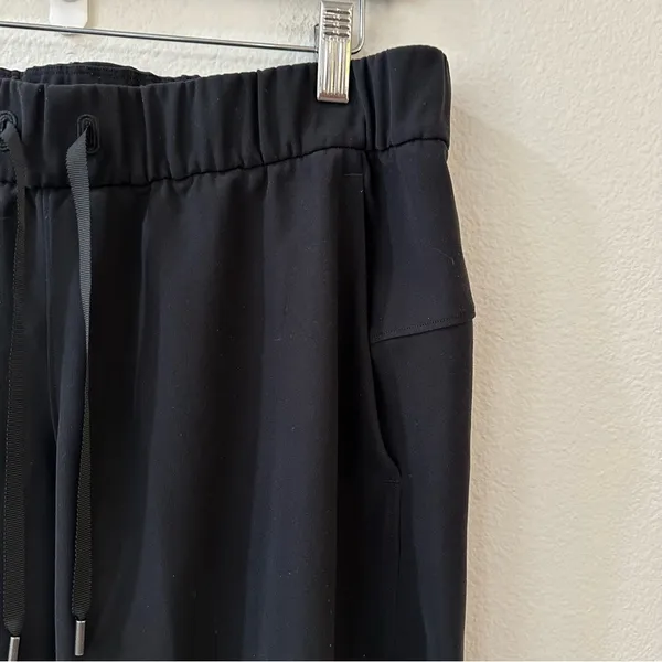 On The Fly Mid Rise Joggers Black Size 8 - Image 5