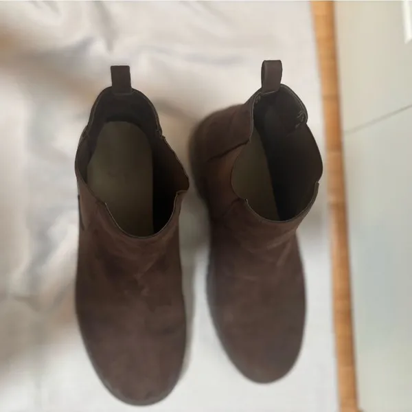 Nola Chocolate Brown Boots Size 7 - Image 6