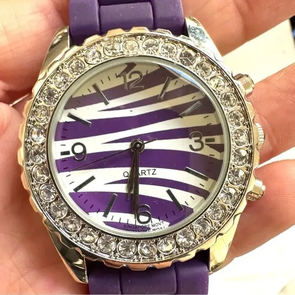 Bréda zebra rhinestone watch with purple band - Image 6