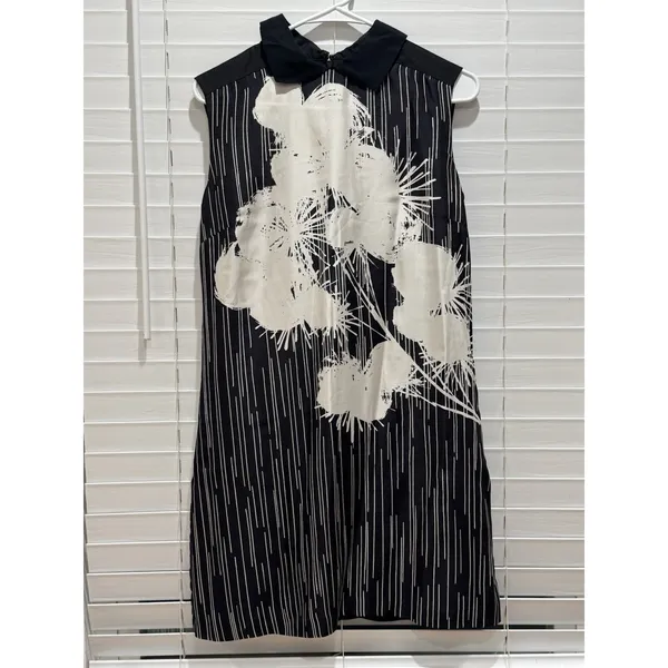 JASON WU Miss Wu Black/White 100% Silk Abstract‎ Floral Print Sheath Dress SZ 2 - Image 2