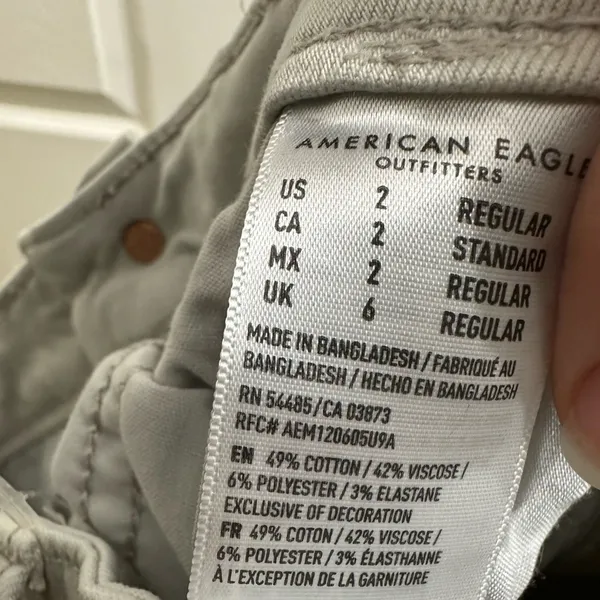 NWOT American Eagle Ripped & Distressed Super Stretch Jeans Gray/Beige Size 2 XS - Image 8