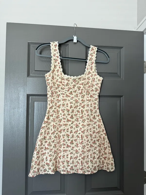 Princess Polly Dress Floral - Image 3