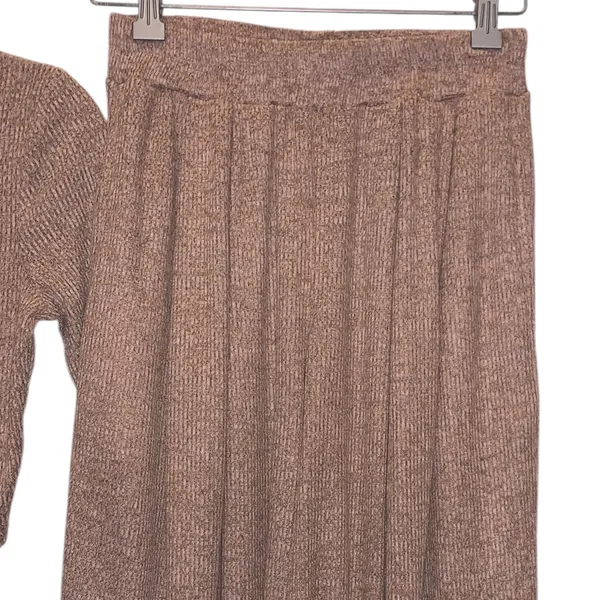 Woman’s Small Brown Ribbed Knit Crop Top and Wide-Leg Pants Set - Image 2