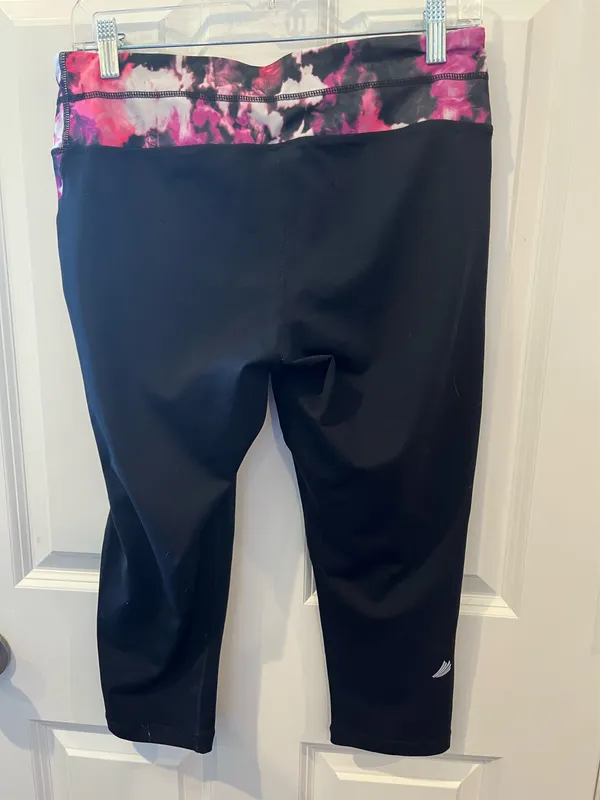 Free 2 B By Free Country Black and Pink Leggings Size Large - Image 5