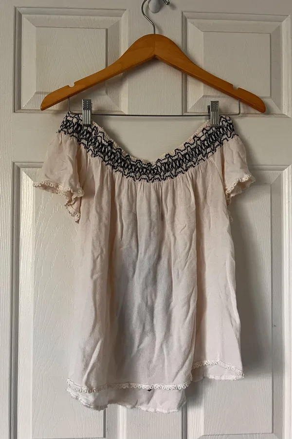 Blue and white blouse - Image 2