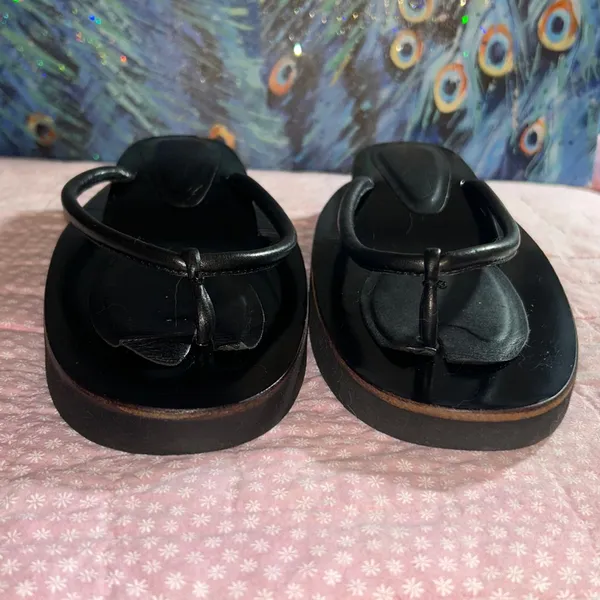 Anne Klein Collection Size 7 Black Stacked Platform Thong Sandals - Image 4