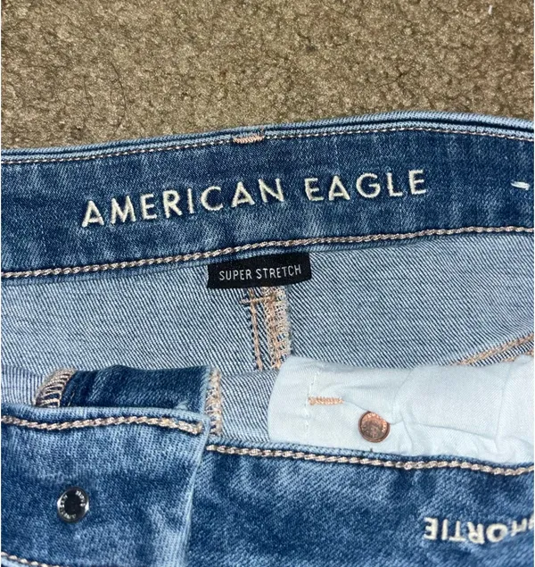 American Eagle Jean Shorts Super High-Rise Curvy 8 - Image 3