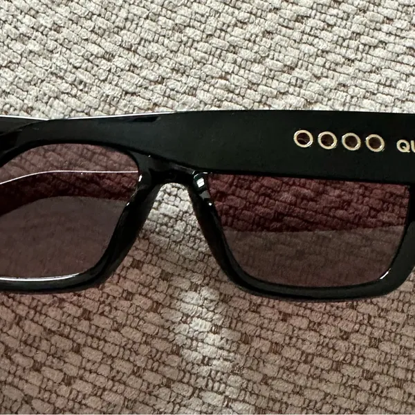QUAY Australia No Apologies Angled Square Sunglasses NEW Black / Brown NIB - Image 7