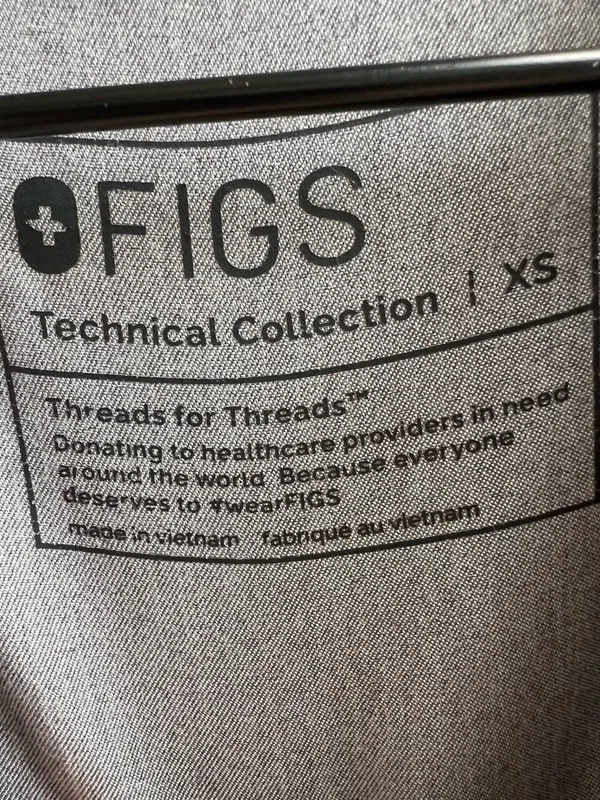 Figs Catarina Graphite Heather Gray Scrub Top Shirt Size XS - Image 6
