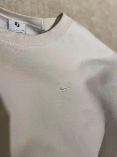 Nike Crew Neck - Image 2