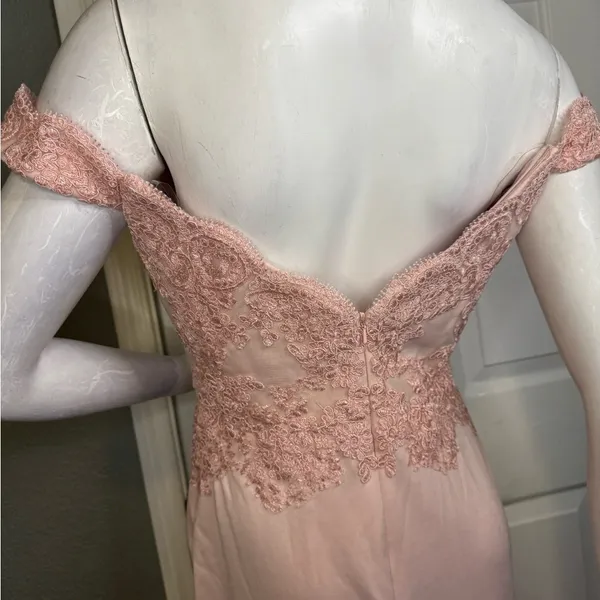 May Queen Off Shoulder Long Prom Gown Maxi Dress Size 10. K-6 - Image 8