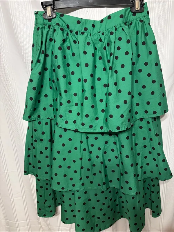 Who What Wear Green Tiered Polka Dot Midi Skirt - Image 4