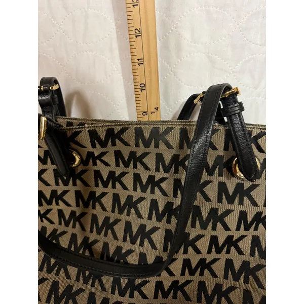 Michael Kors MK Signature Monogram Jacquard Tote Bag Black Tan Gold Hardware - Image 4