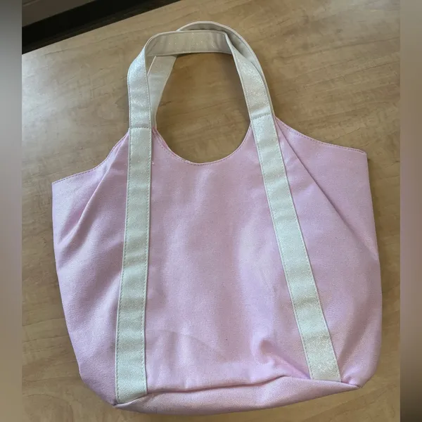 Juicy Couture Hobo Bag, Light Pink, girlhood, feminine, flirty, cutesy - Image 6